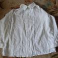 Отдается в дар красивая белая рубашка(на возраст4-5)
