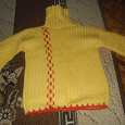 Отдается в дар Желтый свитер 46-48.
