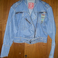 Отдается в дар короткая куртка (косуха) джинсовая размер 44