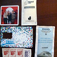 Отдается в дар Для коллекции: пластиковые карточки, сахар и почтовые марки 1993 года