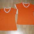 Отдается в дар оранжевые футболки, размер 40 — 42