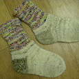Отдается в дар носки-самовязки из натуральной шерсти 35 размер