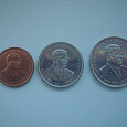 Отдается в дар Маврикий в трёх монетах.