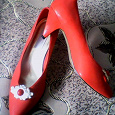 Отдается в дар красные туфли 38 размер