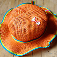 Отдается в дар Оранжевая шляпка для девочки