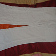 Отдается в дар Белые летние брюки 44-46 размера