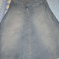 Отдается в дар Джинсовая юбка в ковбойском стиле 44-ого размера, на рост 160см ниже колена, в идеальном состоянии.