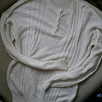 Отдается в дар нежнейший винтажный свитер на 44 размер