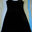 Отдается в дар Маленькое черное платьице… размер 40-42-44, рост 160-165см, идеальное состояние.