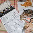 Отдается в дар Настенные календари на 2014 год и журнал на английском языке