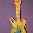 Отдается в дар Муз.игрушка-гитара