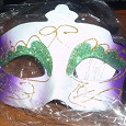 Отдается в дар карнавальная маска и рамка для фото
