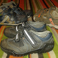 Отдается в дар три пары обуви на мальчика 28-29 р.