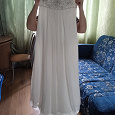 Отдается в дар Платье свадебное, б.у.один раз размер 44-46, перчатки, фата, всё прилагается, кроме сзади шнуровка, не знаю где?
