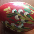 Отдается в дар Деревянное яйцо, кисточка для декора, жестяная баночка