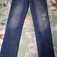 Отдается в дар Штаны женские, джинсы 42 размер