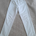 Отдается в дар Белые джинсы размер 40-42 российский