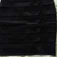 Отдается в дар Черная юбка с горизонтальными полосами 50 размер