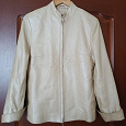 Отдается в дар Куртка-пиджак женская из кожзама, размер 46, рост 160-168см, отличное состояние.