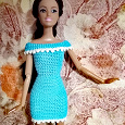 Отдается в дар Вязанное платье для Барби.