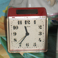 Отдается в дар Часы-будильник СССР ( не работают)