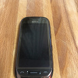 Отдается в дар Nokia C7 (не закрывается крышка).