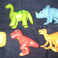 Отдается в дар Динозавры драконы игрушки