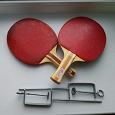 Отдается в дар Ракетки и крепления для сетки для настольного тенниса (2 фото)