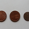 Отдается в дар монеты евро (Кипр) и сантим (Латвия)