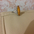 Отдается в дар Из шкатулки модницы: кольцо с искусственным янтарем