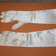 Отдается в дар Перчатки длинные бежевато-белые (размер 6-7)