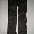 Отдается в дар Атласные черные брюки в идеальном состоянии на 46, на 44-ый велики. Пошити на рост 160см.