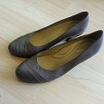 Отдается в дар Туфли munz shoes на устойчивом каблуке 38 р.