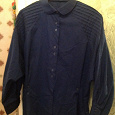 Отдается в дар Женская блузка глубокого синего цвета, размер 54