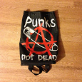 Отдается в дар Торба Punks Not Dead