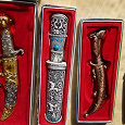 Отдается в дар Мини-коллекция сувенирных кинжалов