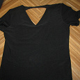 Отдается в дар чёрная футболка Cavaricci, необычная, 44-46 размер