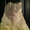 Отдается в дар свадебное платье 46 размер