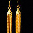Отдается в дар Новые серьги- цвет египетского 24 каратного золота!