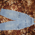 Отдается в дар Дарю джинсы на лямках детские рост 98-104