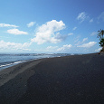 Отдается в дар черный песок с острова Бали, пляж Чанггу