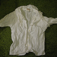 Отдается в дар белая блузка-рубашка с вышивкой, 48-50