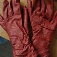 Отдается в дар красные кожаные перчатки