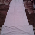 Отдается в дар белое трикотажное платье в пол на стройную и высокую р.42-44
