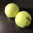 Отдается в дар Два теннисных мяча Torneo
