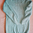 Отдается в дар Бирюзовый свитер, 42 размер