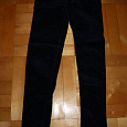 Отдается в дар Женские брюки-джинсы темно-синего цвета
