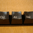 Отдается в дар сувенир-тарелочки Ctrl+Alt+Del