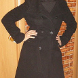 Отдается в дар Пальто женское, черное, размер 42-44, рост 160-163см, выше не стоит иначе рукава будут совсем короткими, в абсолютно нормальном состоянии.