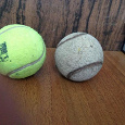 Отдается в дар Два теннисных мячика